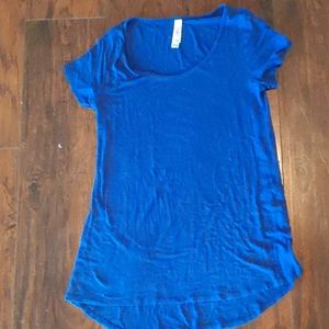 Lularoe classic tee